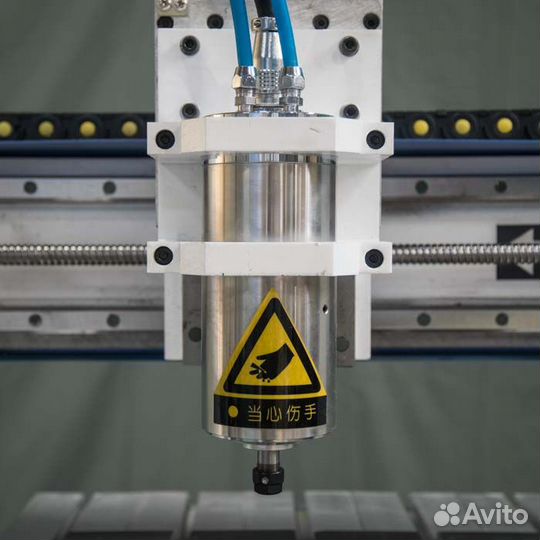 Фрезерный станок с чпу 400x400