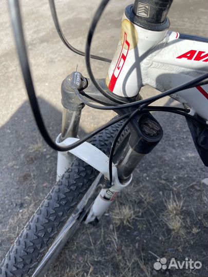 GT Avalanche Elite 27.5 / Shimano Deore