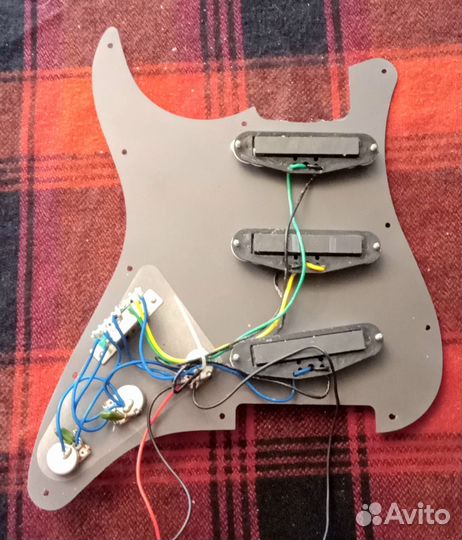 Пикгард для стратокастера