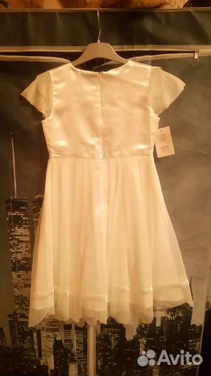 Платье для девочки новое
