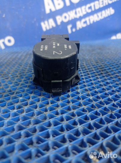 Моторчик заслонок отопителя Bmw E46 седан M52B25