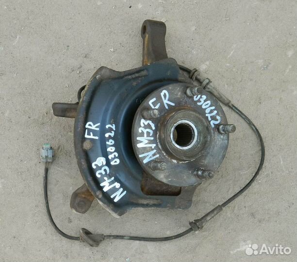 Кулак поворотный правый Maxima A33