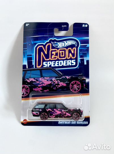 Моделька Hot Wheels Datsun S510 Wagon