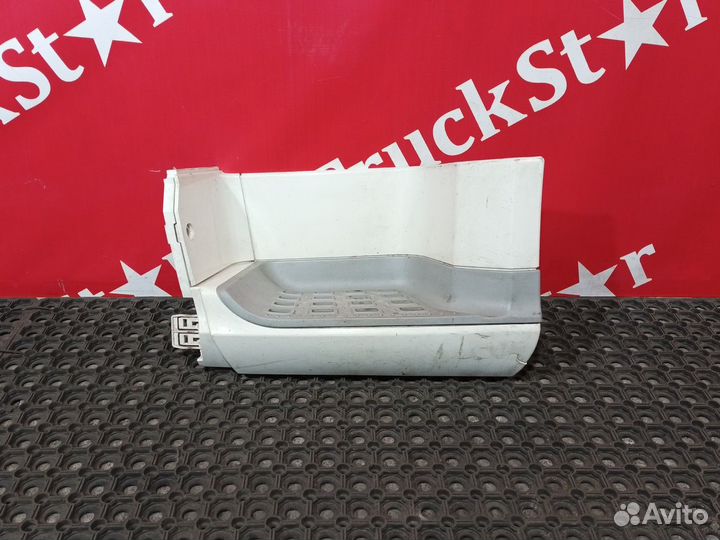 Корпус подножки левый 2018г Daf XF106