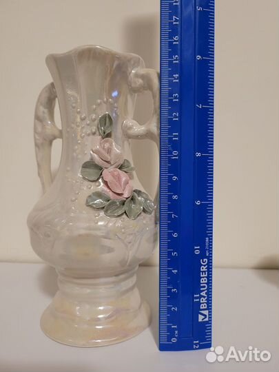 Ваза с подсвечниками