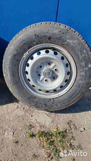 Шины Bridgestone Dueler на дисках 4шт