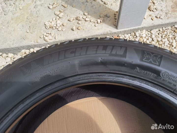 Michelin Latitude X-Ice 235/55 R19