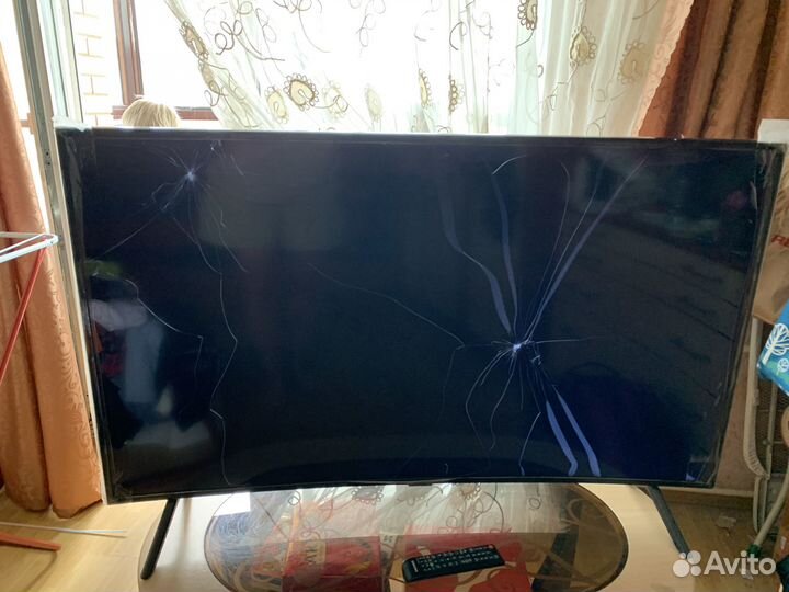 Телевизор SMART tv