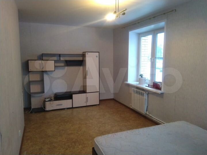 2-к. квартира, 55 м², 2/4 эт.
