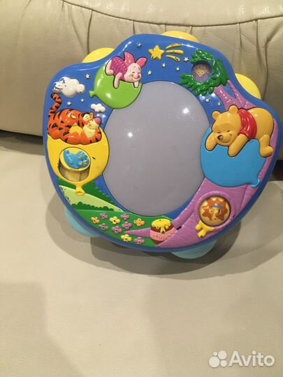 Игрушка с кнопками героев