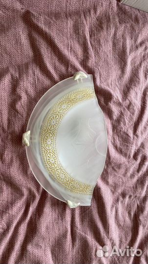 Настенный светильник (бра)