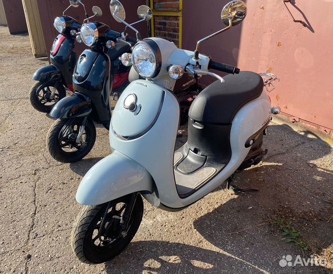 Скутер Honda Giorno AF-70 и AF-77