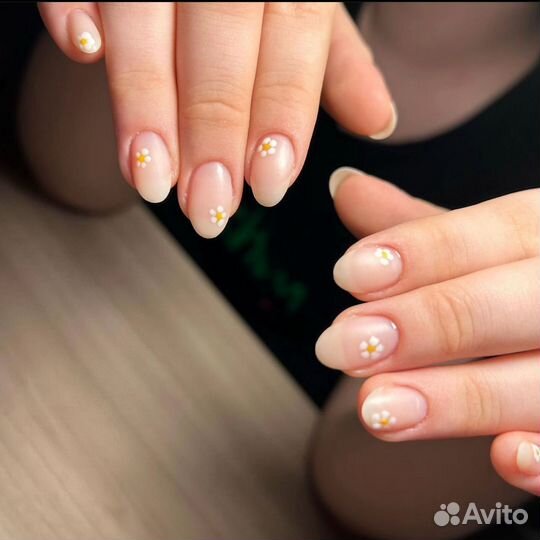 Мастер маникюра