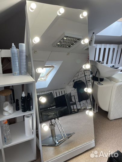 Зеркало с подсветкой