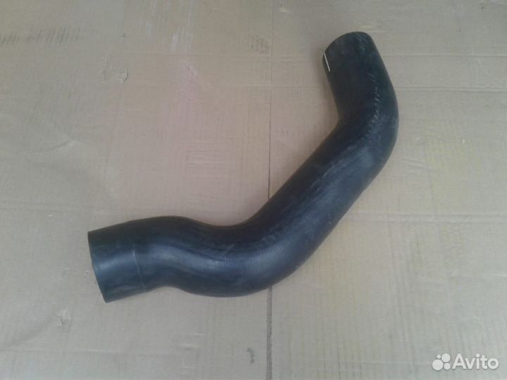 Патрубок радиатора Вольво FH12 FM12 двигатель D13A