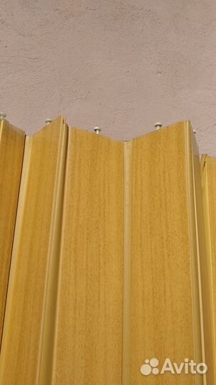 Дверь межкомнатная складная