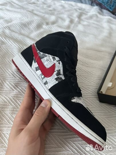 Nike air jordan 1 mid red-white