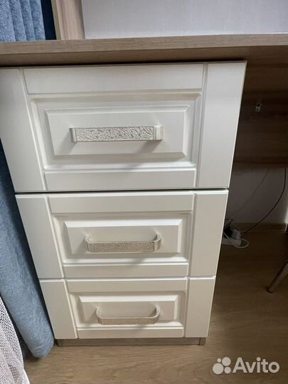 Рабочий стол со шкафом (комплект)