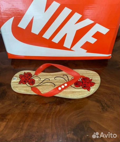 Сланцы женские