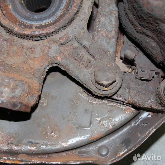 Кулак поворотный передний левый honda Civic 5D 20