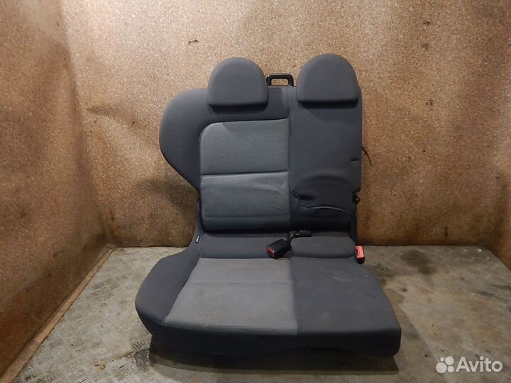 Сиденье заднее правое, Mitsubishi (Митсубиси) -col