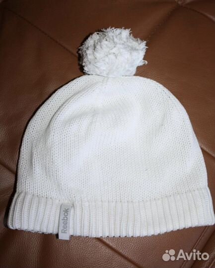 Шапка оригинал Reebok белая