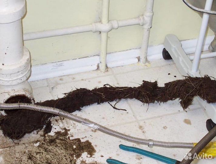 Сантехник и устранение засора