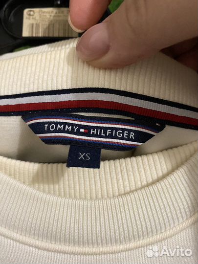 Tommy hilfiger свитшот