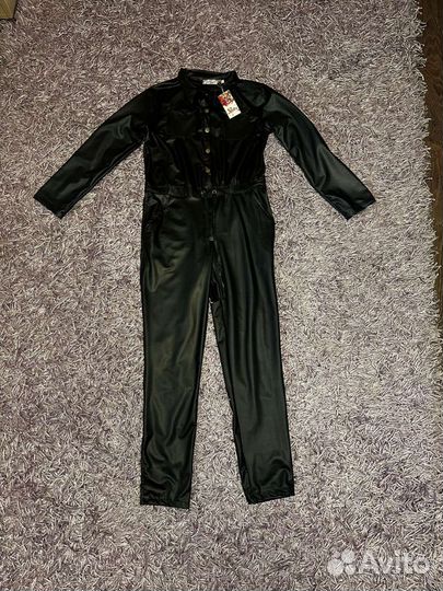 Комбинезон кожаный женский