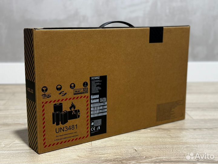 Asus Vivobook X15 2.8K Oled i7-12700H 16GB 1TB RU