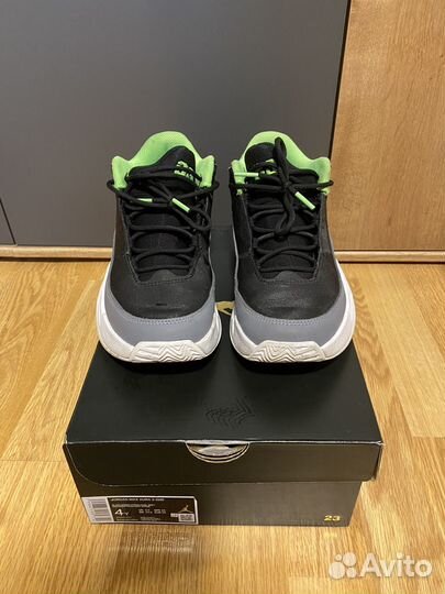 Детские кроссовки Jordan MAX aura 3 US 4Y