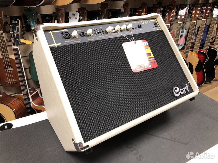 Комбо для акустической гитары, Cort AF60-EU, 60 Вт
