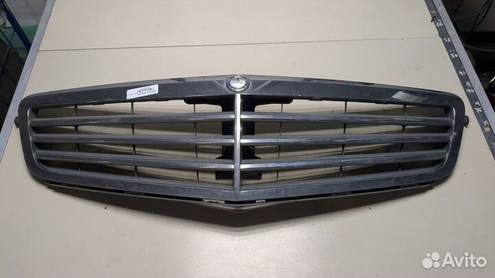 Решетка радиатора Mercedes C W204, 2012