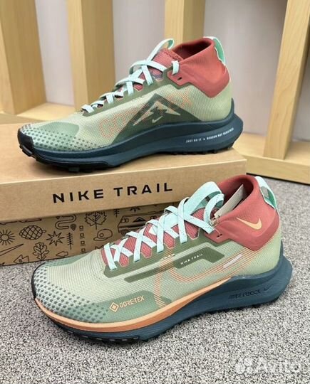 Nike pegasus trail 4