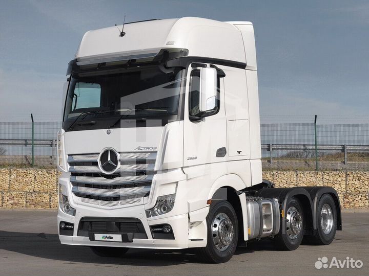 Mercedes-Benz Actros, 2023