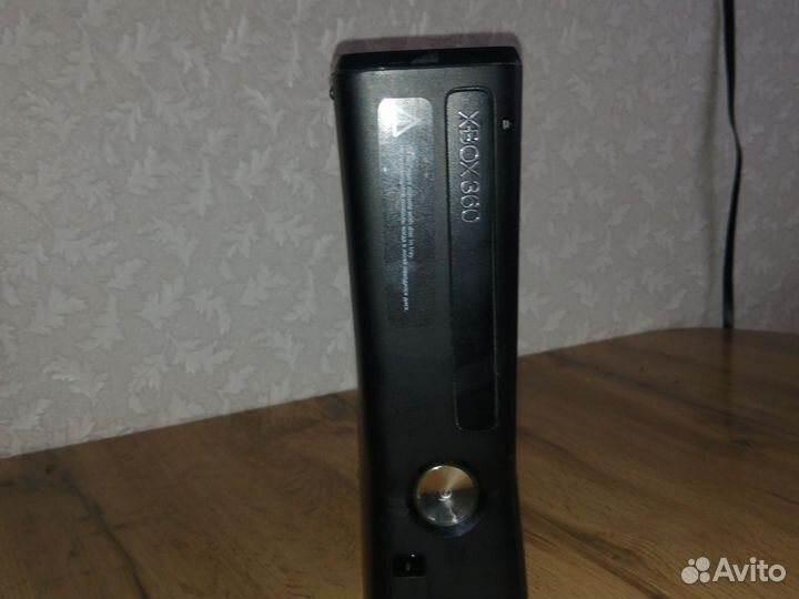 Xbox 360 прошитый на 48 игр