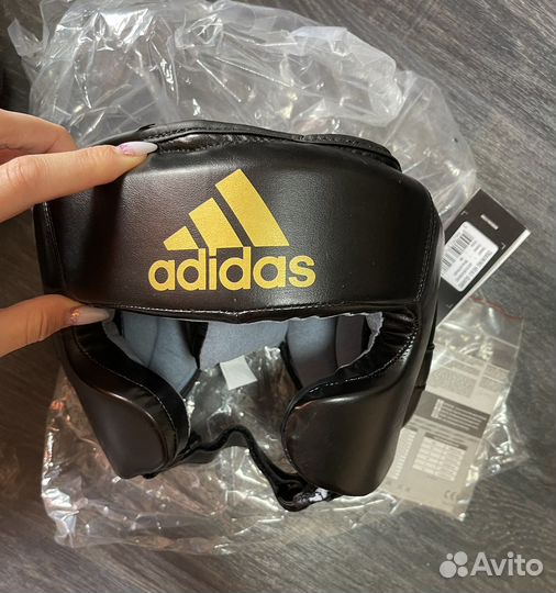 Боксерский шлем adidas р-М
