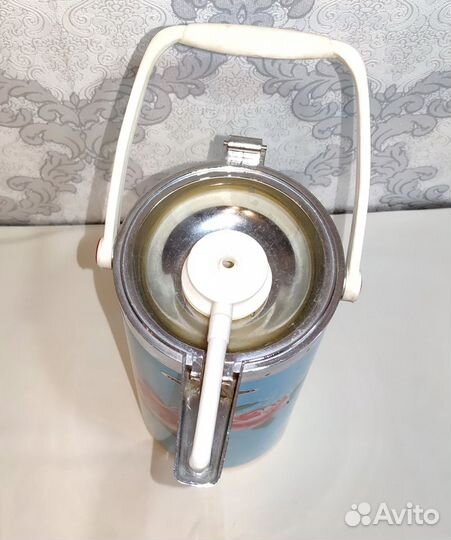 Термос с помпой без верхней крышки