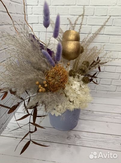 Композиция из сухоцветов