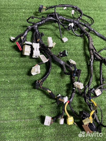 Проводка под торпедо Hyundai solaris 1