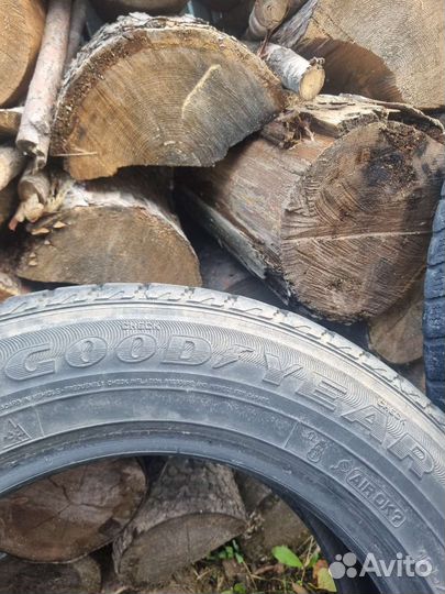 Goodyear UltraGrip 2 19.5/65 R15