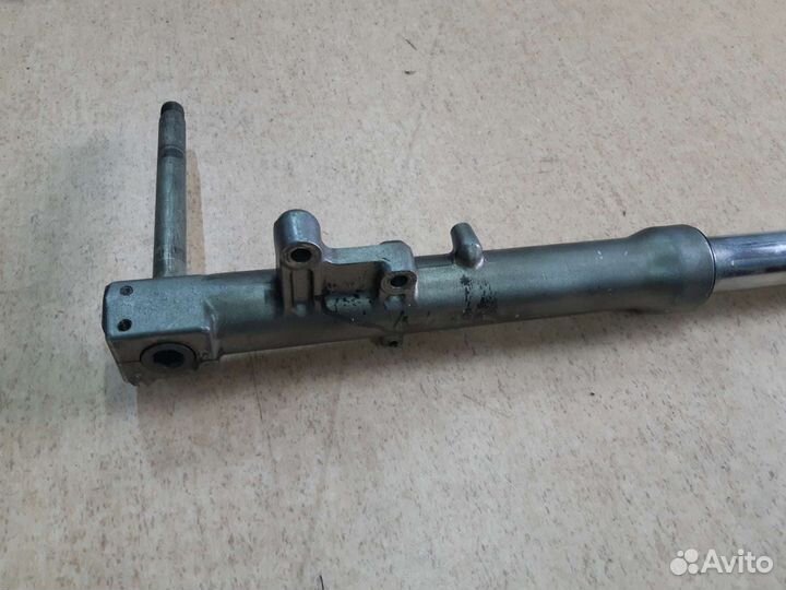 Перо всборе kawasaki zzr 400 600+ ось