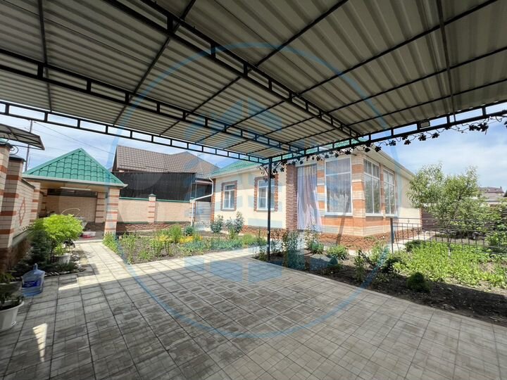 Дом 120,8 м² на участке 4,3 сот.