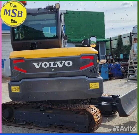 Заднее стекло на спецтехнику Volvo EC55