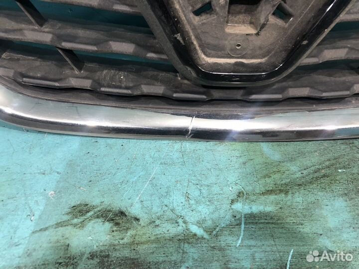 Решетка радиатора Renault Kaptur