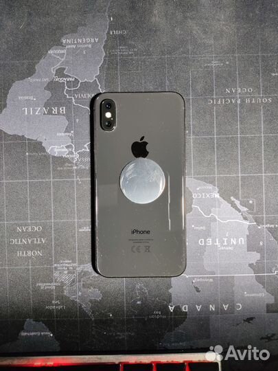 iPhone Xs, 64 ГБ