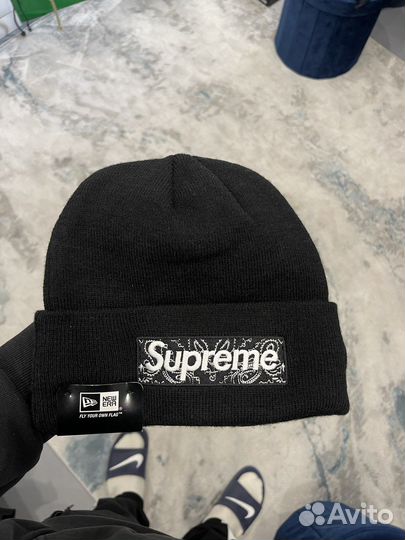 Мужская шапка supreme