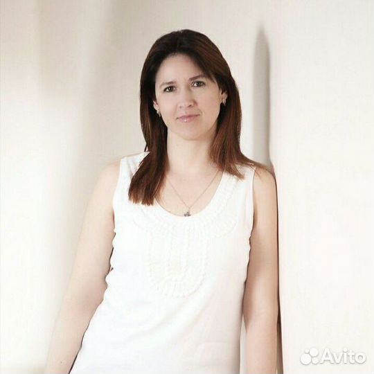 Ведущая на праздник