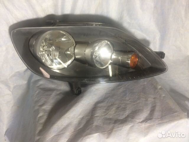 Фара правая volkswagen golf plus 2005-2009