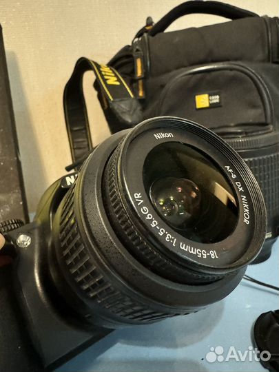 Зеркальный фотоаппарат